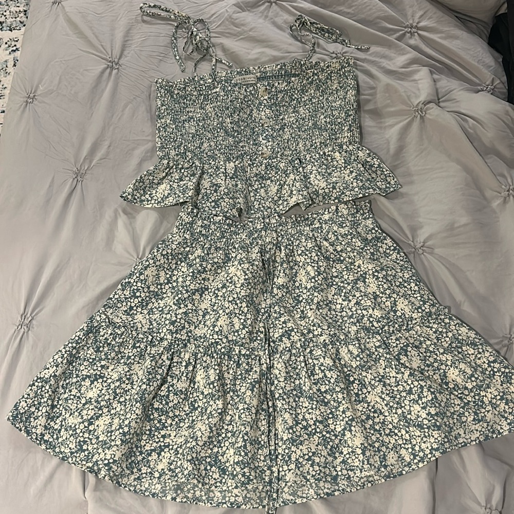 Cute two piece matching set. Floral blue pattern. Can wear together or separate